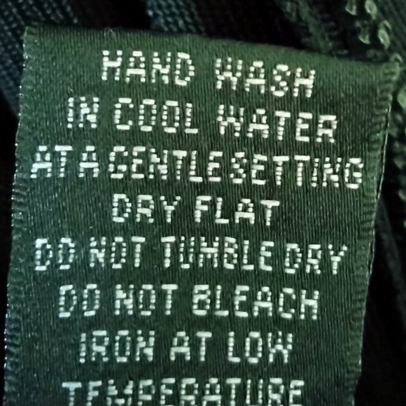 SOLD   Yuka Black knit zip front Cardigan Jacket - Picture 5 of 6